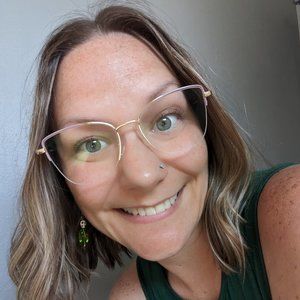 Meet your Posher, Amanda